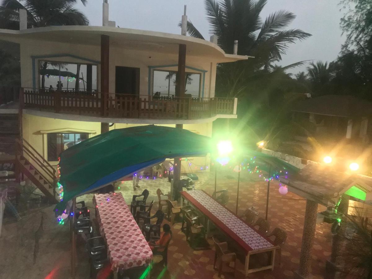 Vengurla Sam & San Beach Resort المظهر الخارجي الصورة